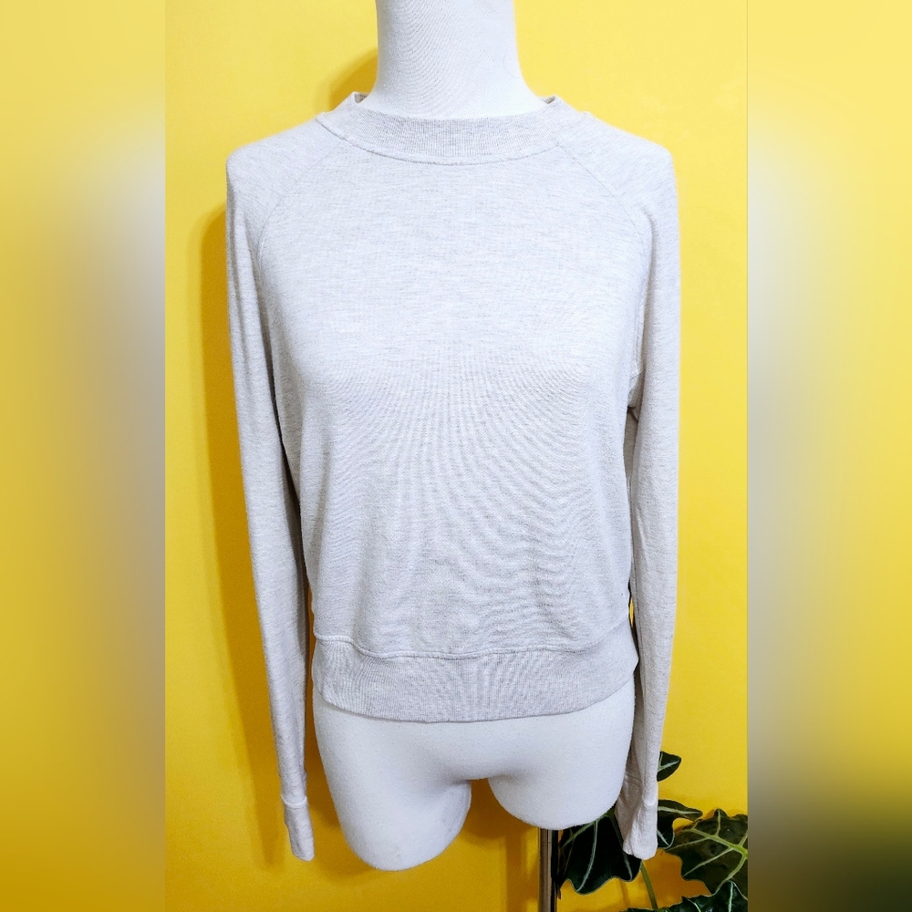 Lululemon Warm Down Crew Sweater Womens Sz 4 Soft Sweatshirt Lightweight